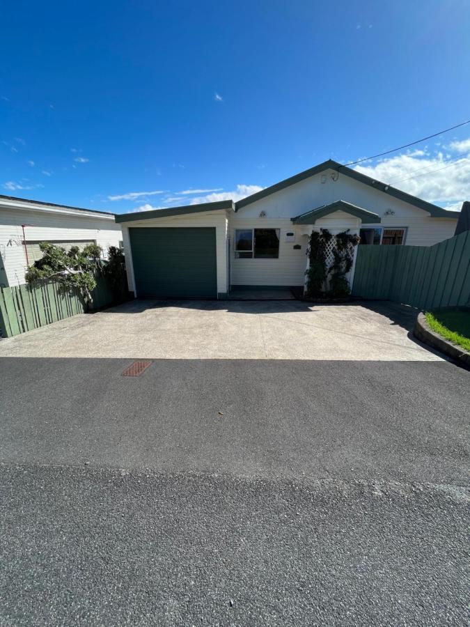 Tamaterau Seaview House In Whangarei Buitenkant foto